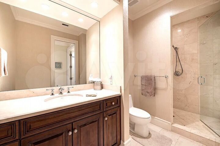 3-к. квартира, 63 м², 3/13 эт.