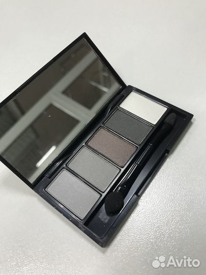 Тени для век
