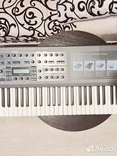 Синтезатор Virus TI-2