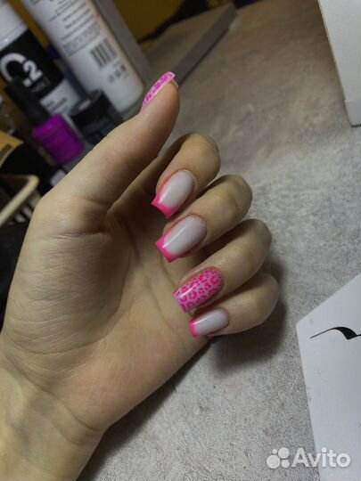 Маникюр, наращивание ногтей Алроса