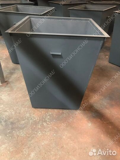 Бак мусорный уличный Арт 7648