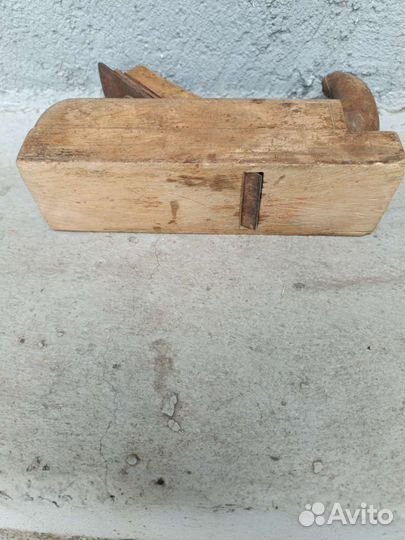 Бронзовый таз, рубанок из дуба