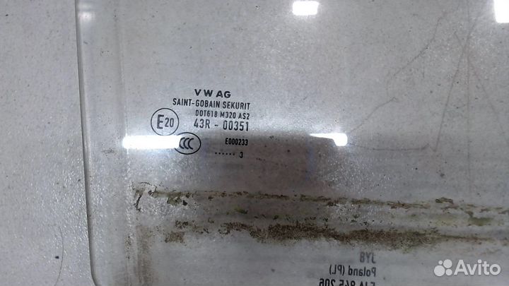 Стекло боковой двери Skoda Rapid, 2014