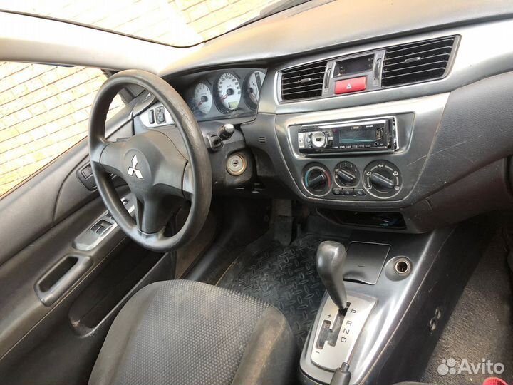 Mitsubishi Lancer 1.6 AT, 2007, 200 000 км
