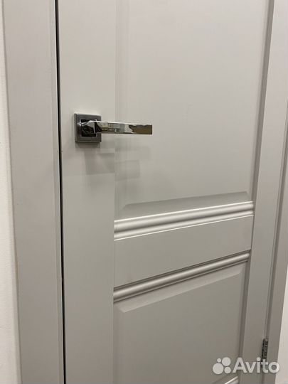 Двери межкомнатные новые серые