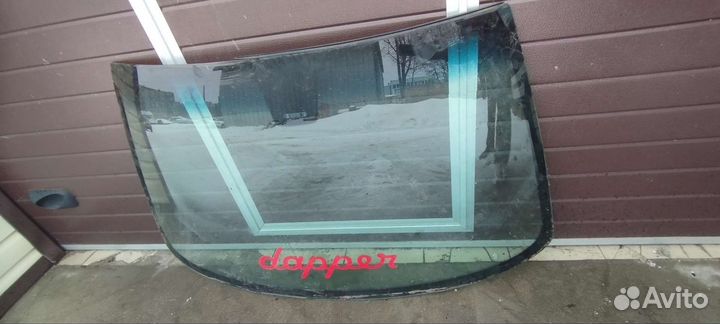 Лобовое стекло на peugeot 306