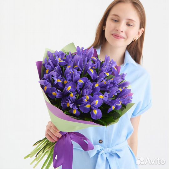 Букет из 25 ирисов