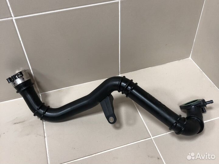 Патрубок интеркулера Renault Arkana 144601599R