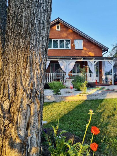 Дом 180 м² на участке 50 сот.