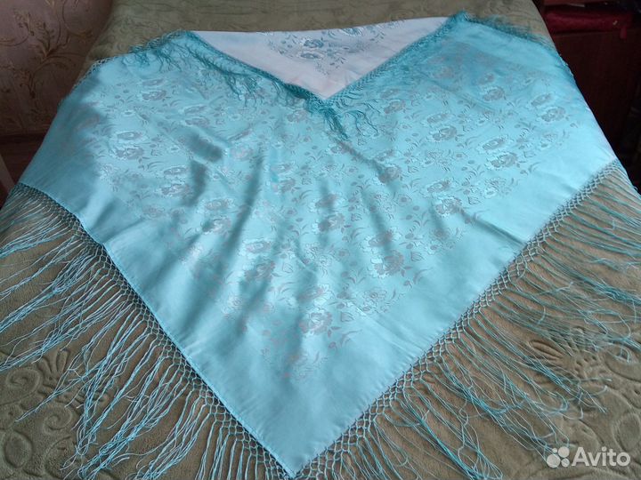 Платок шаль шёлковая (атласная)