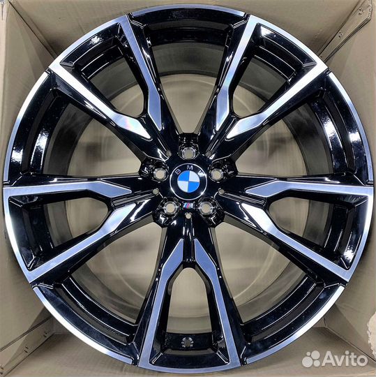 Диски 755 M-стиль на BMW бмв X7 G07 R22