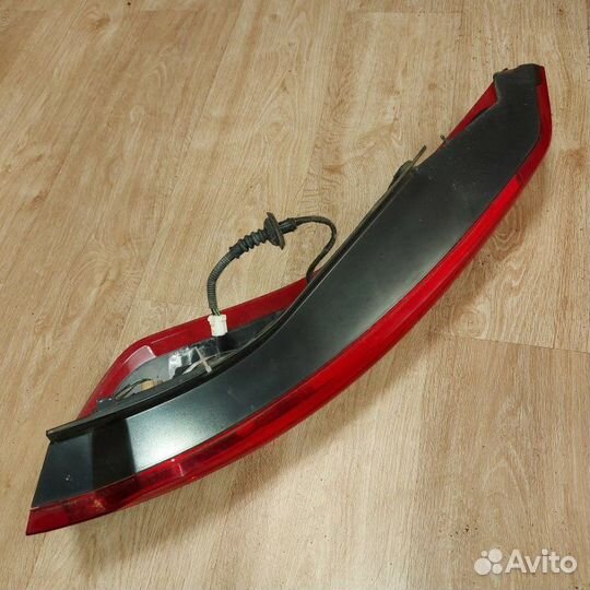 Фонарь задний правый Nissan X-Trail T31 2007-2014