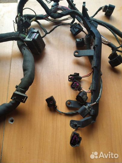Проводка двигателя(Косса) volkswagen passat b7