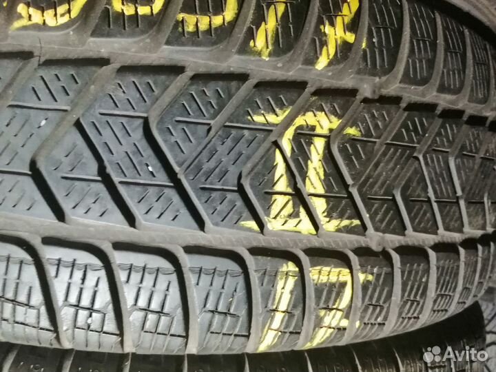 Pirelli Scorpion Winter 215/65 R17