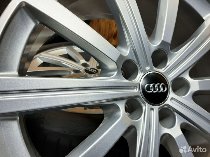 Оригинальный комплект r19 для Audi Q3/RS Q3