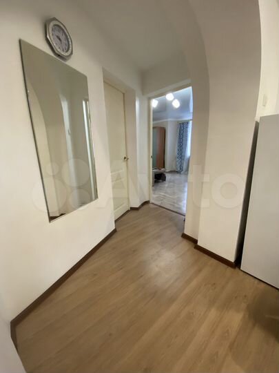 2-к. квартира, 42 м², 1/3 эт.