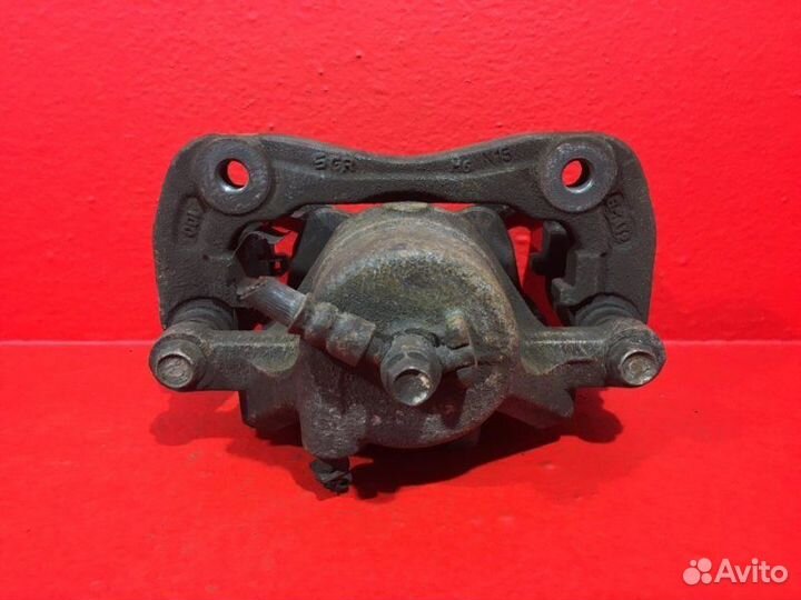 Суппорт передний левый Hyundai Sonata NF G4KC 2007