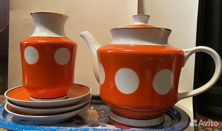 Разная посуда, сервизы