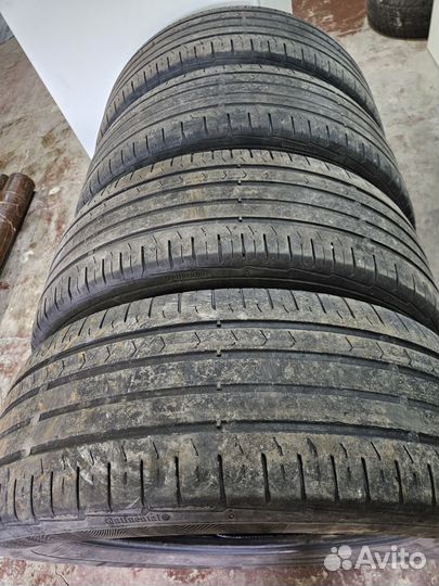 Continental ContiPremiumContact 5 225/60 R17 99V