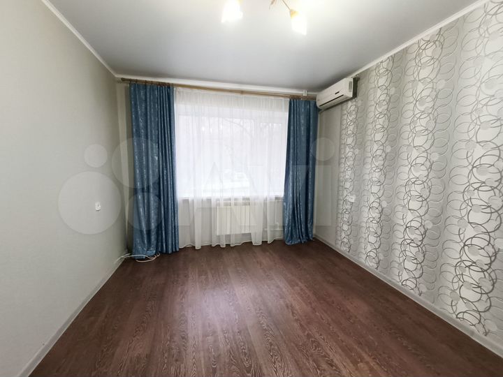 2-к. квартира, 49 м², 1/5 эт.