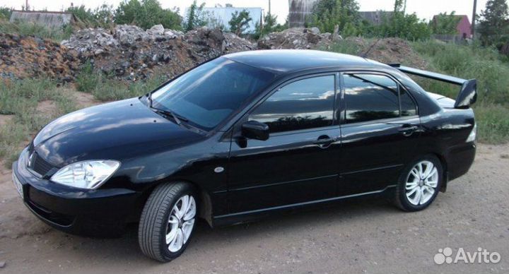 Стекло лобовое Lancer Митсубиси Лансер 9