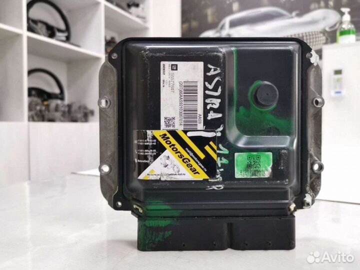 Блок управления Opel Astra J Z17DTJ