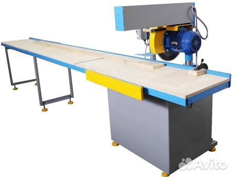 Станок торцовочный по дереву с приставным столом
