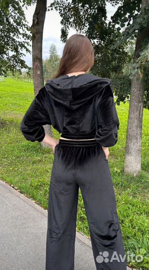 Велюровый костюм женский