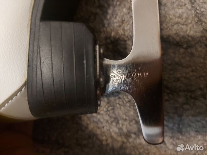 Коньки фигурные детские 27 размер