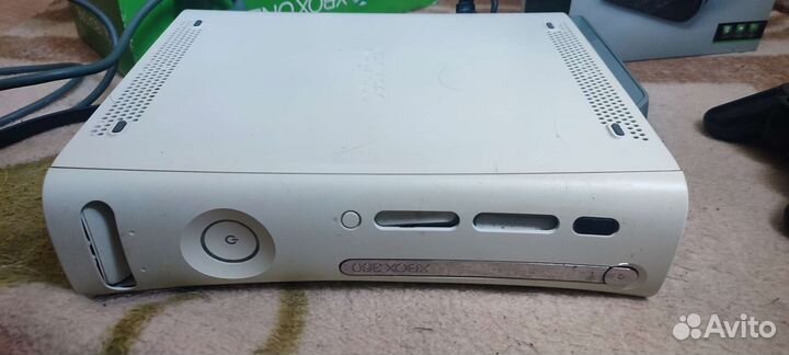 Игровая приставка xbox 360