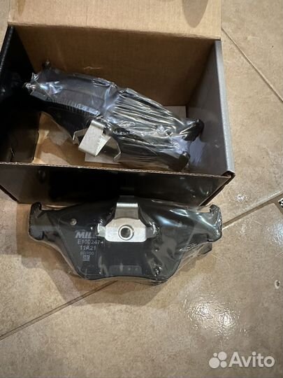 Колодки тормозные передние BMW 34113404362