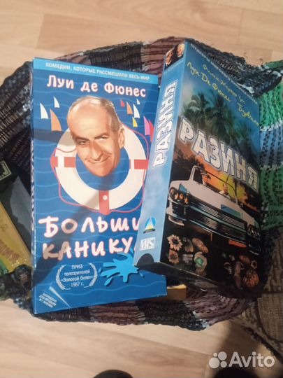 Видеокассеты целая сумка