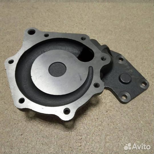 Адаптер водяного насоса на двигатель Weichai WP6