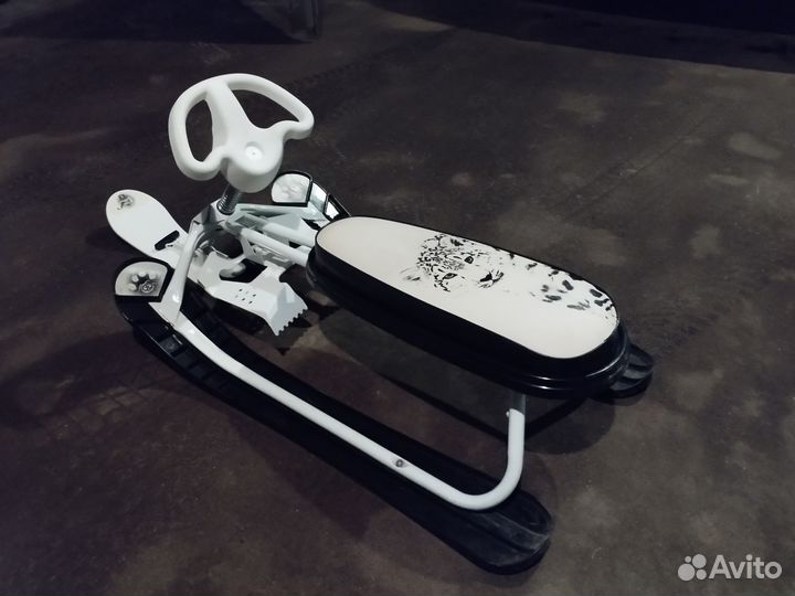 Детский снегокат