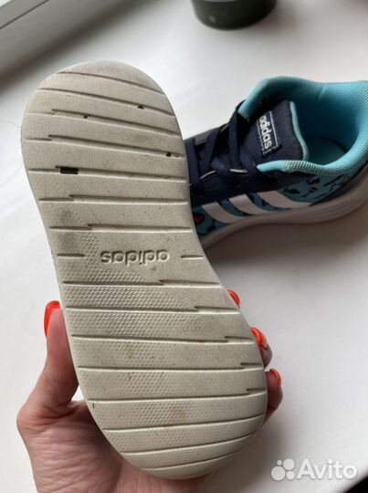 Кроссовки adidas оригинал