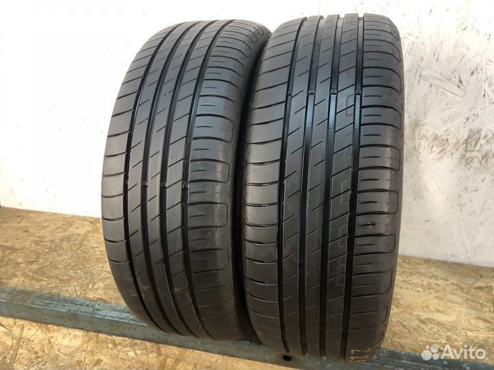 Goodyear EfficientGrip Performance 225/55 R17
