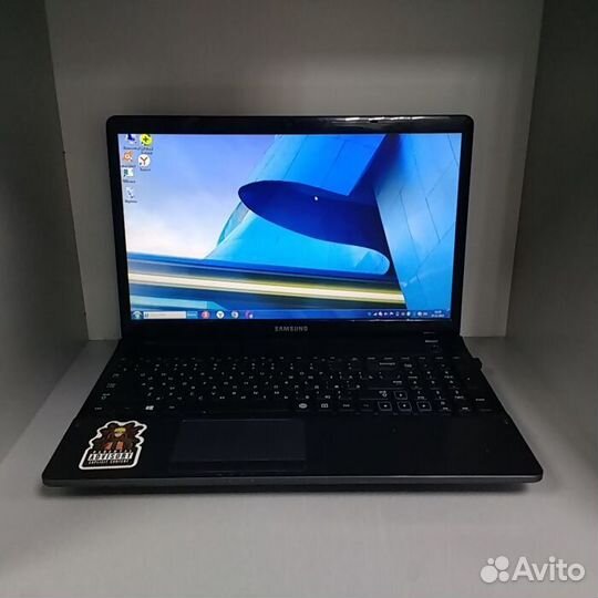 Ноутбук Samsung NP300E5C Черный (Рассрочка / дд2)