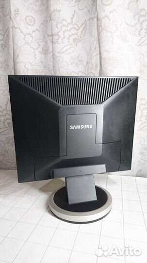 Монитор samsung syncmaster 940n