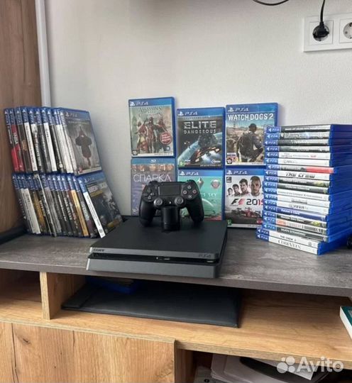 Как новая Sony PlayStation 4 slim 1TB 115 игр