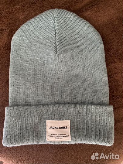 Шапка вязанная женская