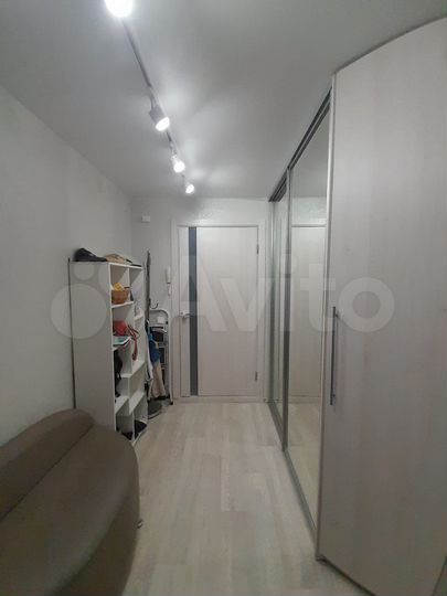 2-к. квартира, 56 м², 8/12 эт.