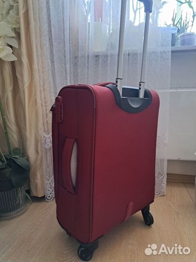 Чемодан S american tourister новый