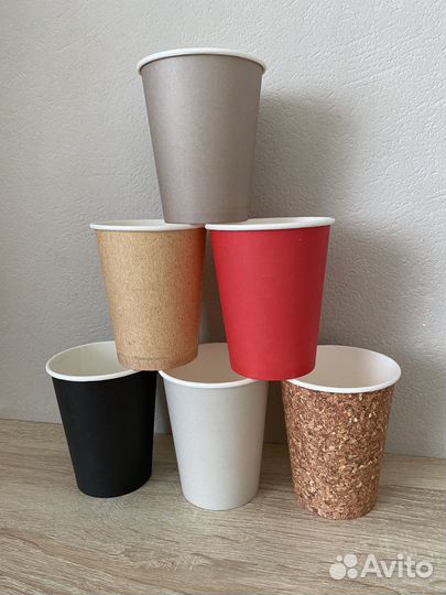 Бумажные стаканы