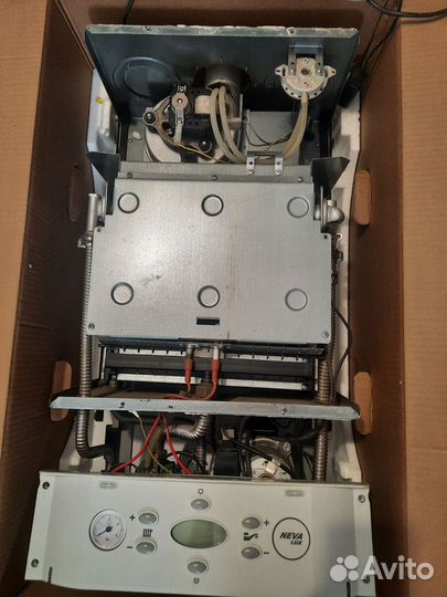 Котел отопительный настенный двухконтурный