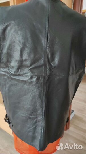 Жилетка кожаная мужская