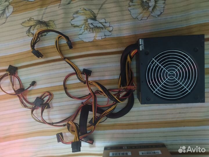 Блок питания 700W