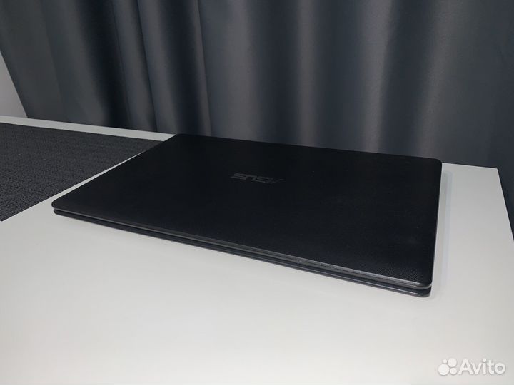 Тонкий ноутбук Asus 8gb, 750gb, nvidia GT 710m 1gb