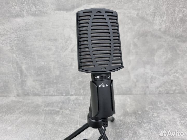 Микрофон Ritmix RDM-125 черный