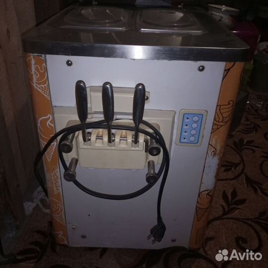 Аппарат для производства мягкого мороженого