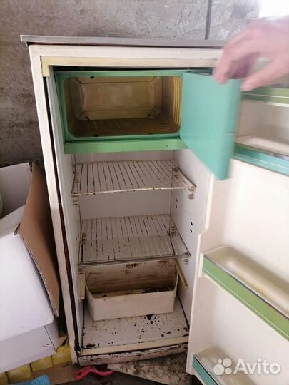 Продам холодильник бу